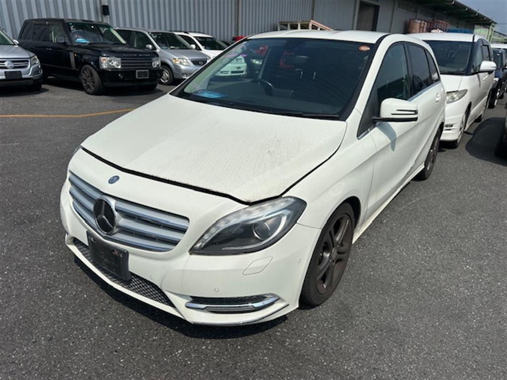 Mercedes, B Class Rear Bumper W246, Bumper Bar, W/ Chrome Highlight, Non Sport Type, 12/11-01/15