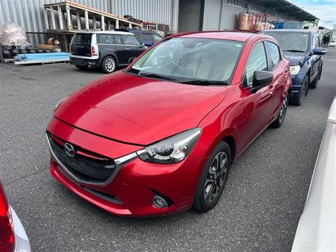 Mazda, 2 Bonnet Dj/Dl, 09/14-