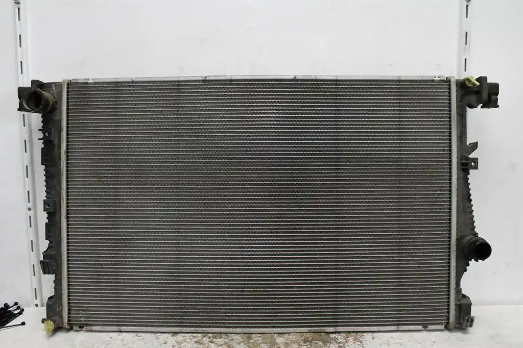 Jeep, Cherokee Radiator Auto 3.2/2.4 Petrol Dual Fan Type Kl 02/14 03/18
