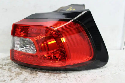 Jeep, Cherokee Right Taillight Kl In Body 02/14 03/18