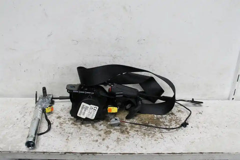 Jeep, Cherokee Seat Belt Kl Lh Front Assy (Belt And Stalk) 02/14 11/22