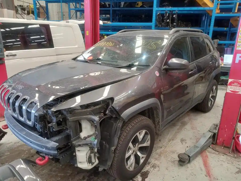 Jeep, Cherokee Stereo/Head Unit Kl Head Unit W/ Display Unit 8.4 Touchscreen W/ Sat Nav Type 02/14 11/22