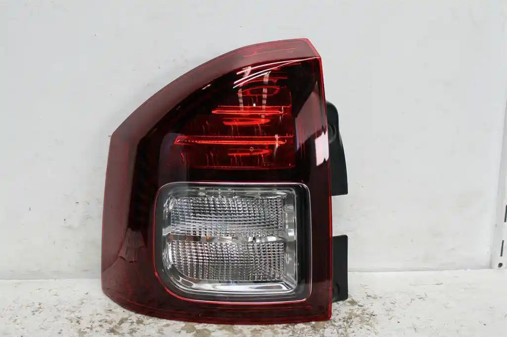 Jeep, Compass Left Taillight In Body Mk Smoked Bezel 03/13 12/16