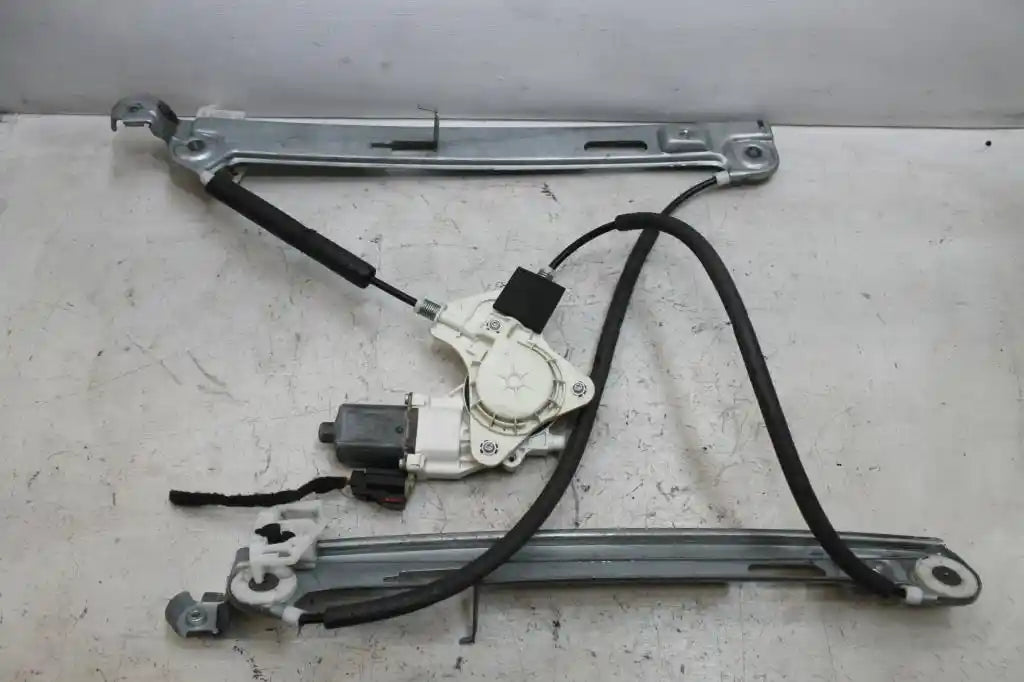 Jeep, Compass Right Front Window Reg/Motor Mk, 07/11-12/16 J63623