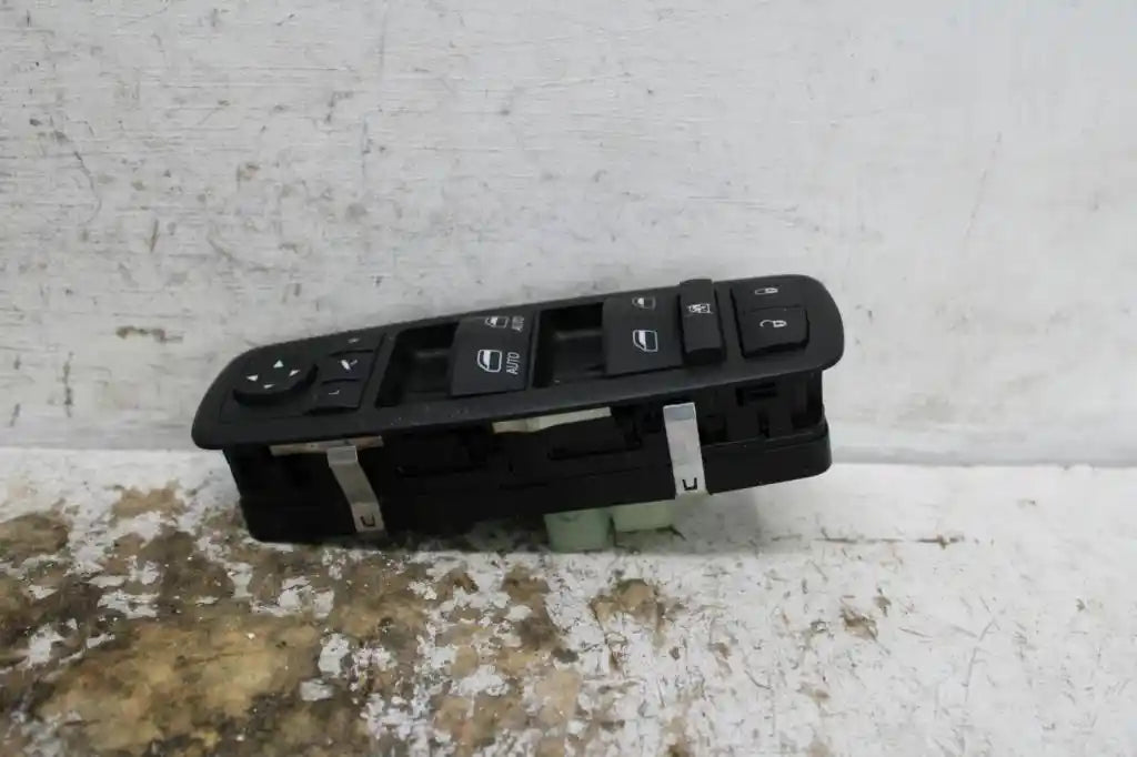 Jeep, Grand Cherokee Power Window Switch Rh Front (Master Switch) Wk 10/10 02/22