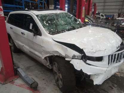 Jeep, Grand Cherokee Left Front Door Window Wk Laminated 10/10 02/22