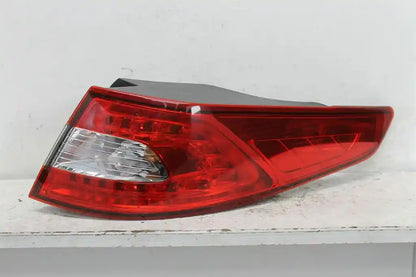 Kia, Optima Right Taillight Tf Sli/Platinum Led Type 01/11 09/13