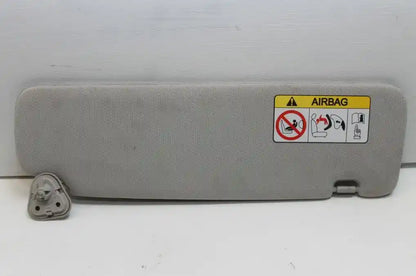 LDV, G10 Sun Visor Sv7A Pair W/ Mirror Type Wagon 04/15 08/22