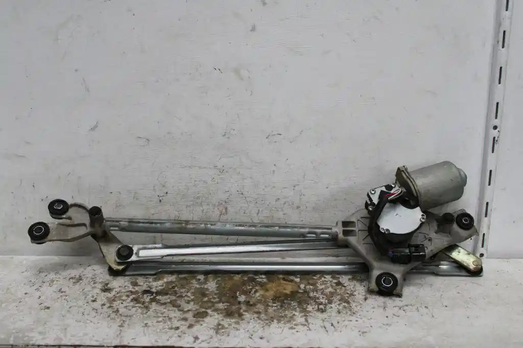 LDV, G10 Wiper Motor Front Sv7A/Sv7C Wagon/Van 04/15