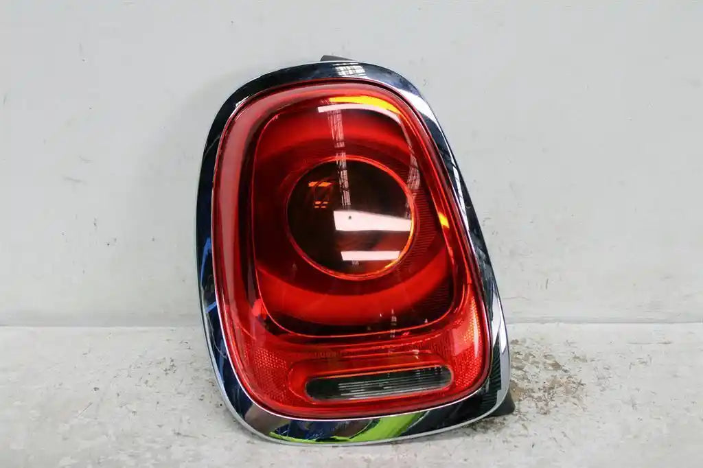 MINI, Cooper Left Taillight F55/F56/F57 In Body Non Led Type 04/14