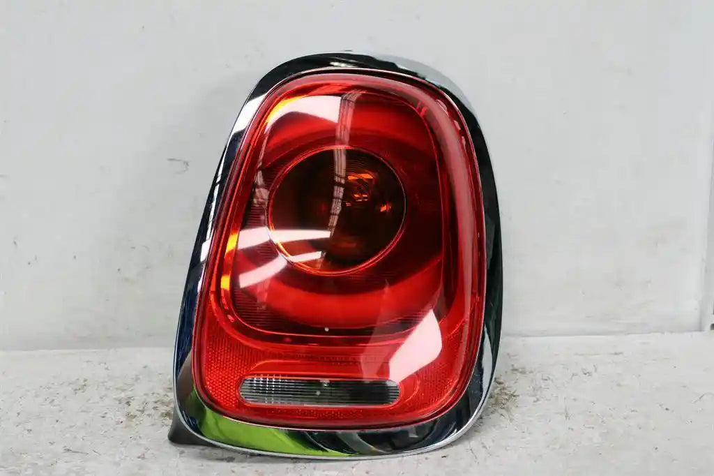MINI, Cooper Right Taillight F55/F56/F57 In Body Non Led Type 04/14