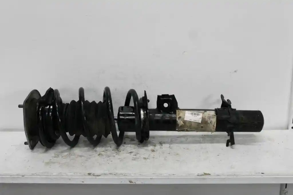 MINI, Cooper Right Front Strut R60, Countryman, Standard Type, Non Turbo, 01/11-12/16 J0882