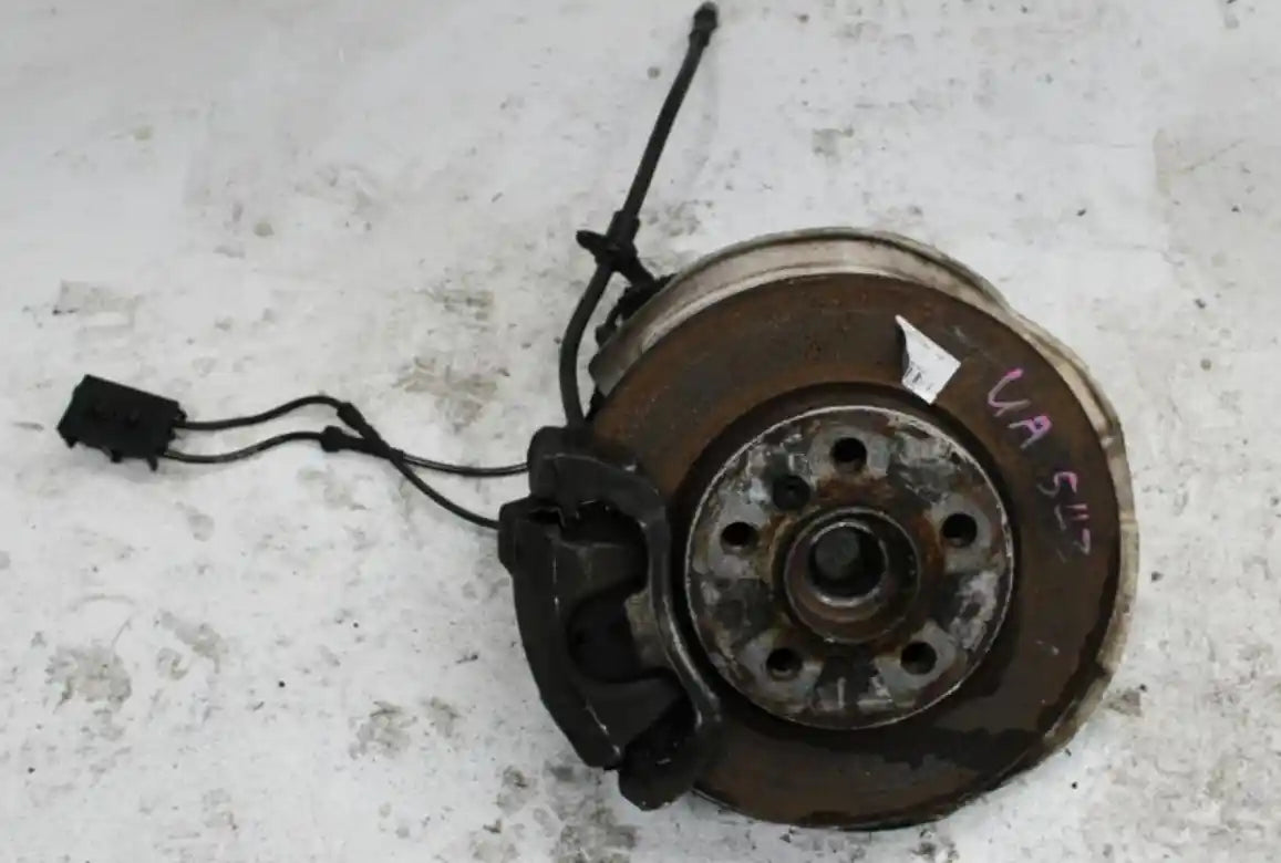 MINI, Cooper Left Front Hub Assembly F55/F56/F57, 04/14-01/24 J37234