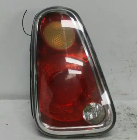 MINI, Cooper Left Taillight R50/R53 Hatch Amber Indicater At Top 07/04 10/06