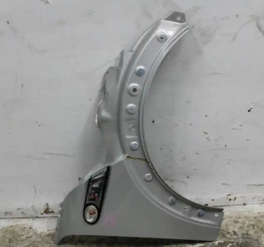 MINI, Cooper Right Guard R55/R56/R57, 03/07-05/15 J1195