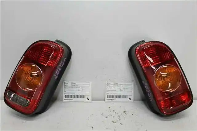MINI, Cooper Right Taillight R55 Wagon Amber Indicator Type 03/08 09/10