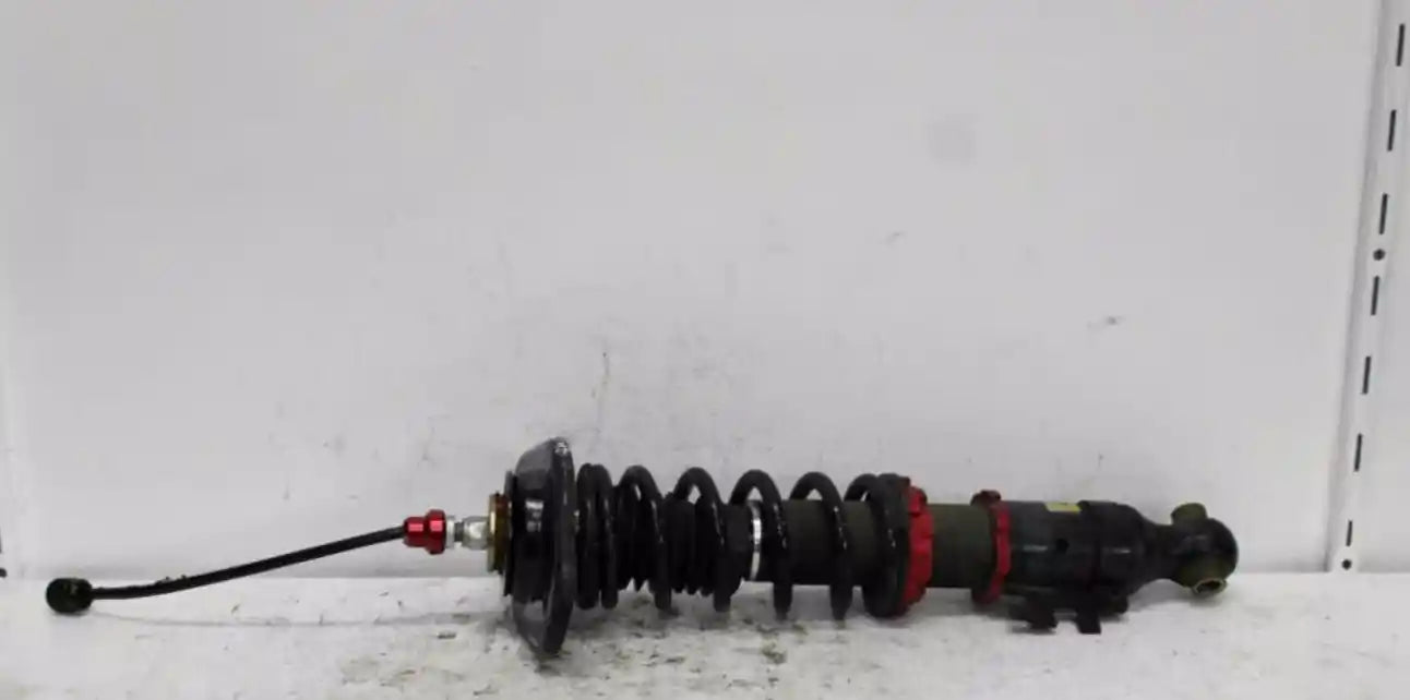 MINI, Cooper Left Rear Strut R50, 04/01-10/06 J52331