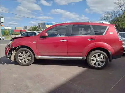 Mitsubishi  Outlander