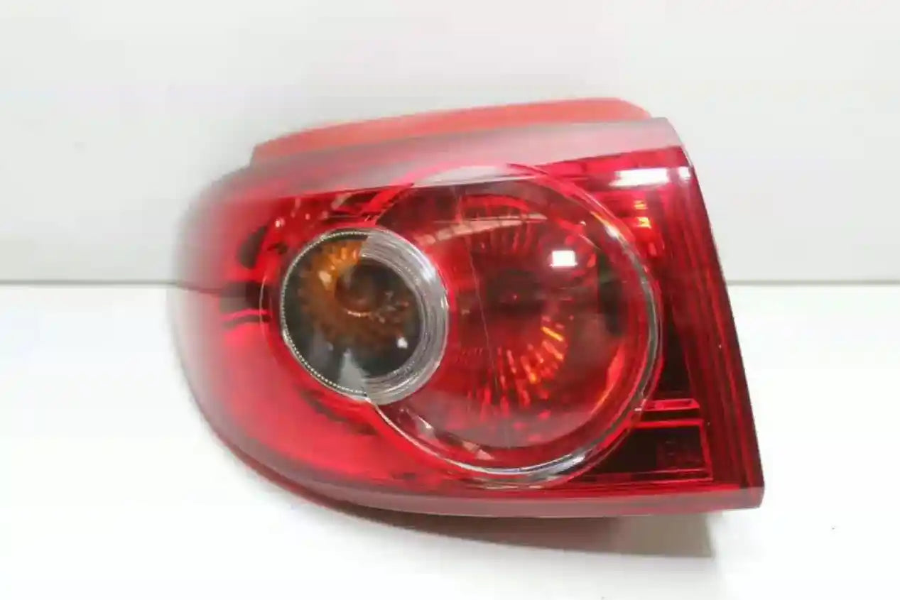 Mazda, 2 Left Taillight Dy Series Neo/Maxx Red Insert 11/03 08/07