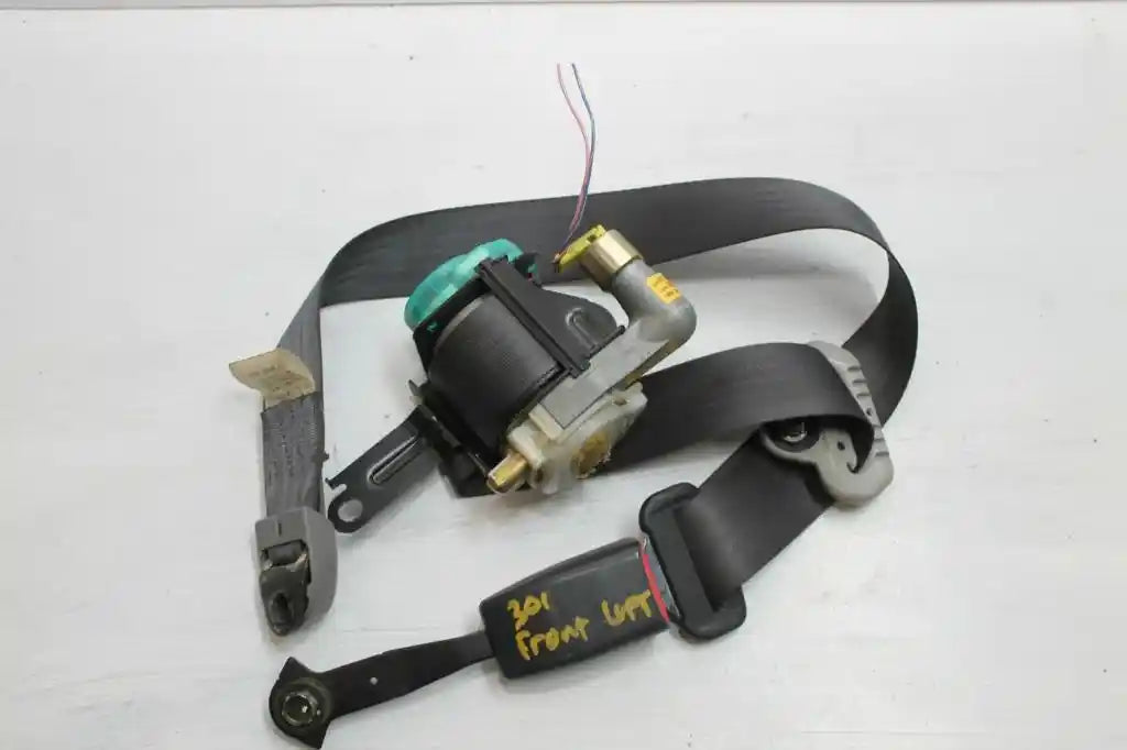 Mazda, 2 Seat Belt Lh Front Assy (Belt And Stalk) Black Dy 12/02 08/07