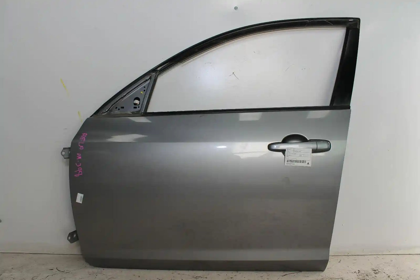 Mazda, 3 Left Front Door Bk Hatch 10/03 04/09