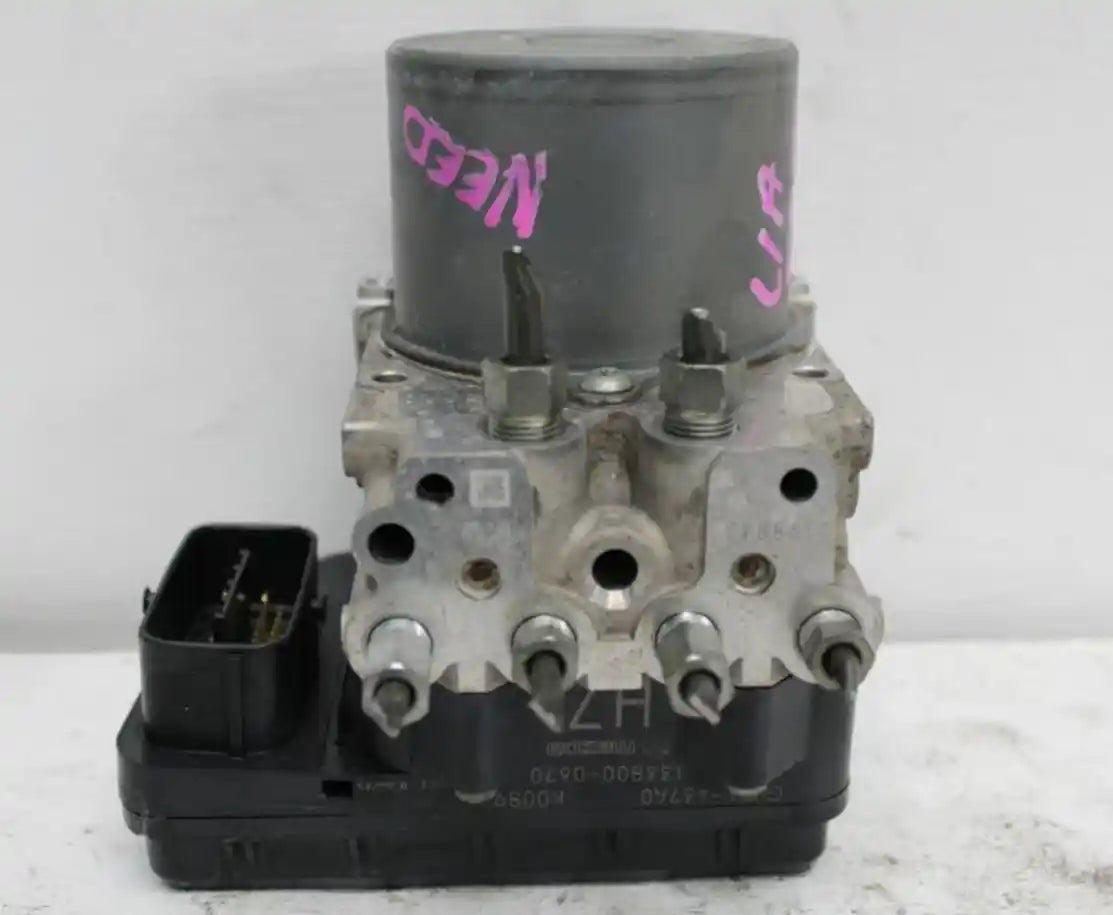 Mazda, 6 Abs Pump/Modulator Gj, 11/12-09/14 J1652