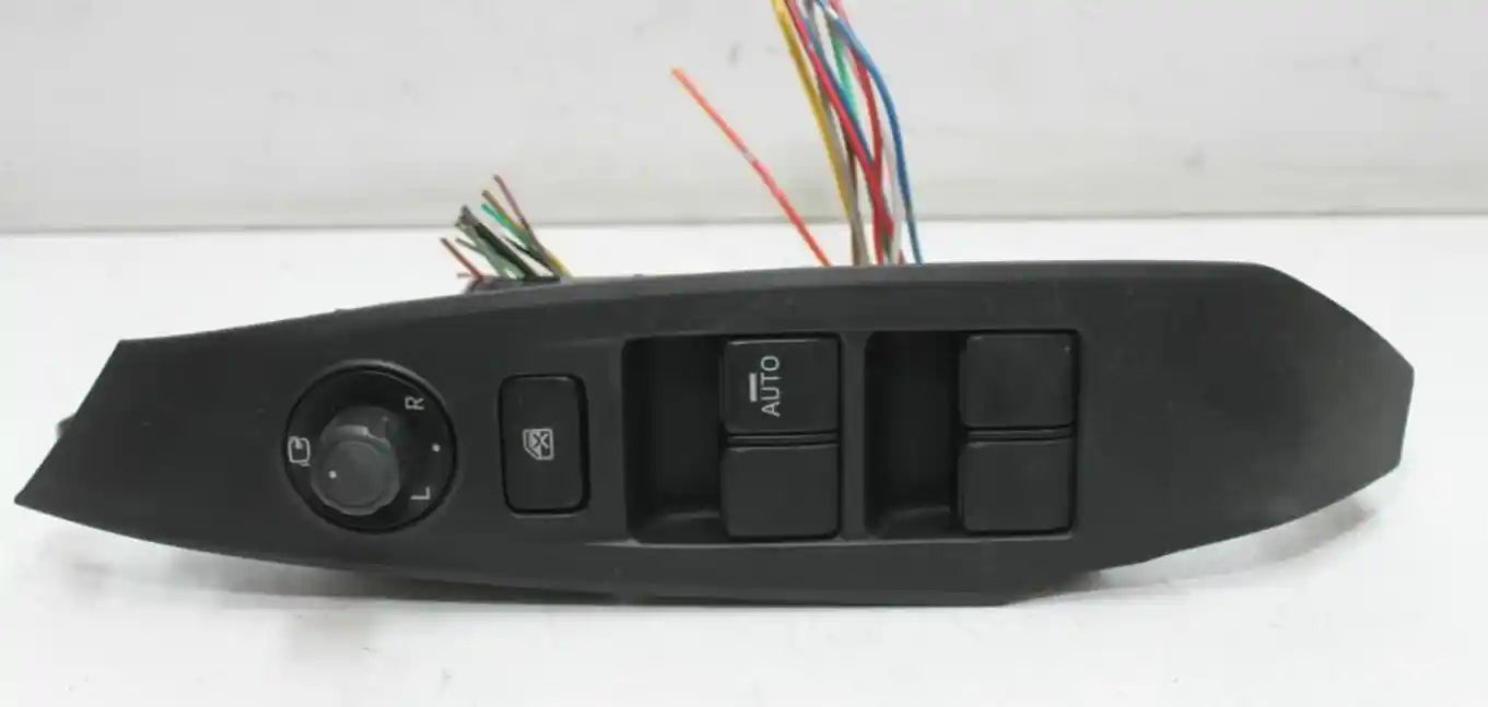 Mazda, 6 Power Window Switch Rh Front (Master Switch), W/ Power Fold Type, Gj, 11/12-06/16 J94352