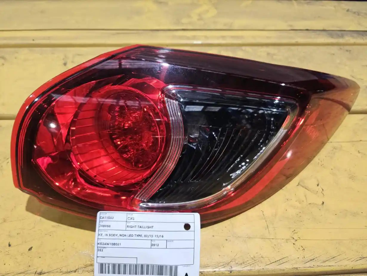 Mazda, CX5 Right Taillight Ke In Body Non Led Type 02/12 12/16