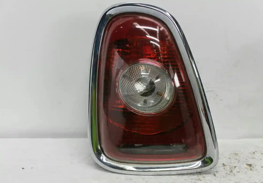 Mini, Cooper Left Taillight R56/R57 Hatch/Cabrio Clear Indicator Non Red Centre Type 10/10 05/15