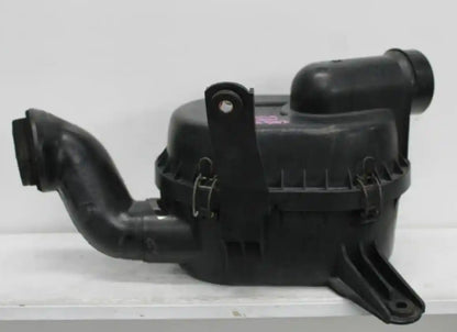 Mitsubishi, Delica Air Cleaner/Box Spacegear, 2.8, 4M40, 90- J822