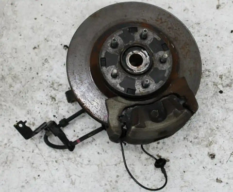 Mitsubishi, Delica Left Front Hub Assembly 5Th Gen 07-18 (Import) 36