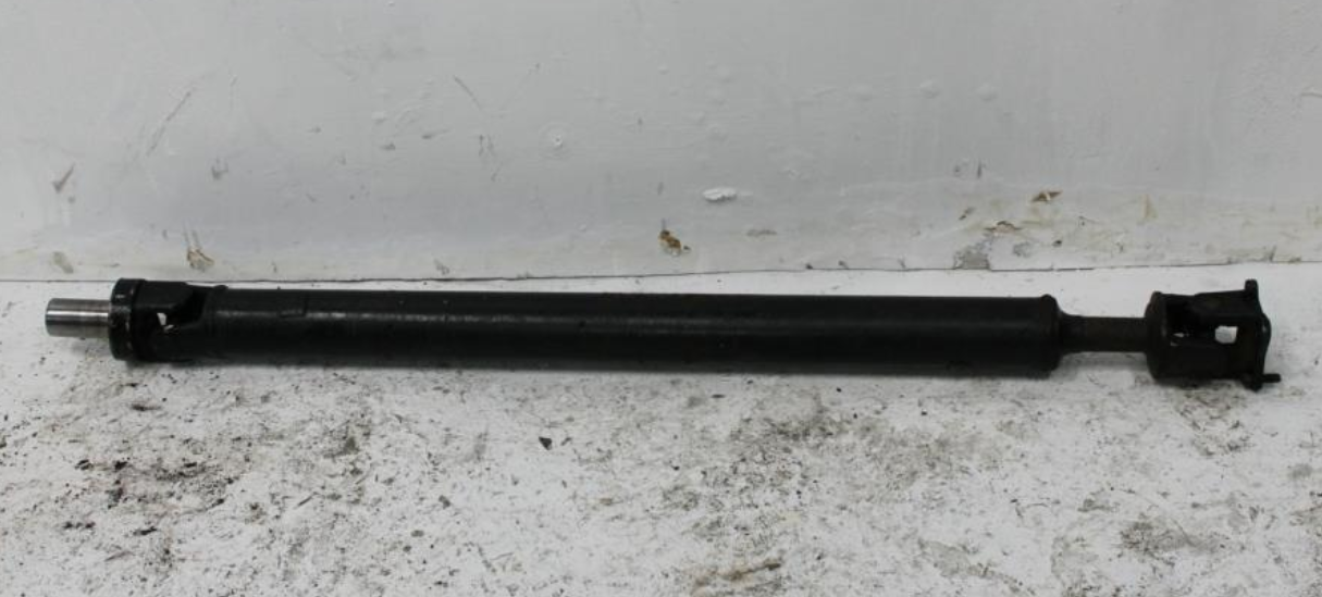 Mitsubishi, Delica Rear Prop Shaft Spacegear, 2.8, 4M40, 90- J822