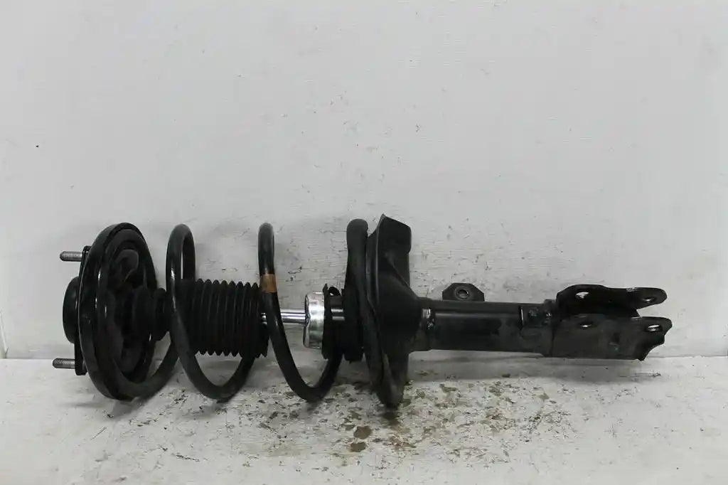 Mitsubishi, Lancer Left Front Strut Cj 2.0 Petrol 07/07 06/10