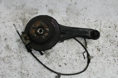 Mitsubishi, Outlander Left Rear Hub Assembly Zg-Zh, 4Wd, 11/06-10/12 J8801