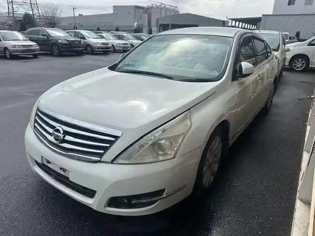 Nissan, Maxima Bonnet J32 06/09 09/14