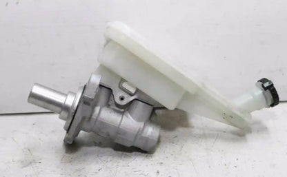 Nissan, Juke Master Cylinder F15, 06/10-12/19 1777