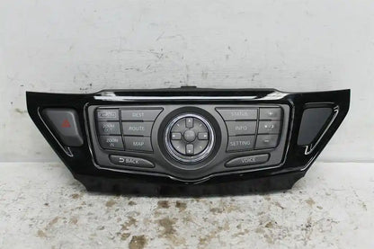 Nissan, Pathfinder Stereo/Head Unit Dash Radio Control Panel/Control Unit Upper W/ Sat Nav Type R52 06/13 11/16