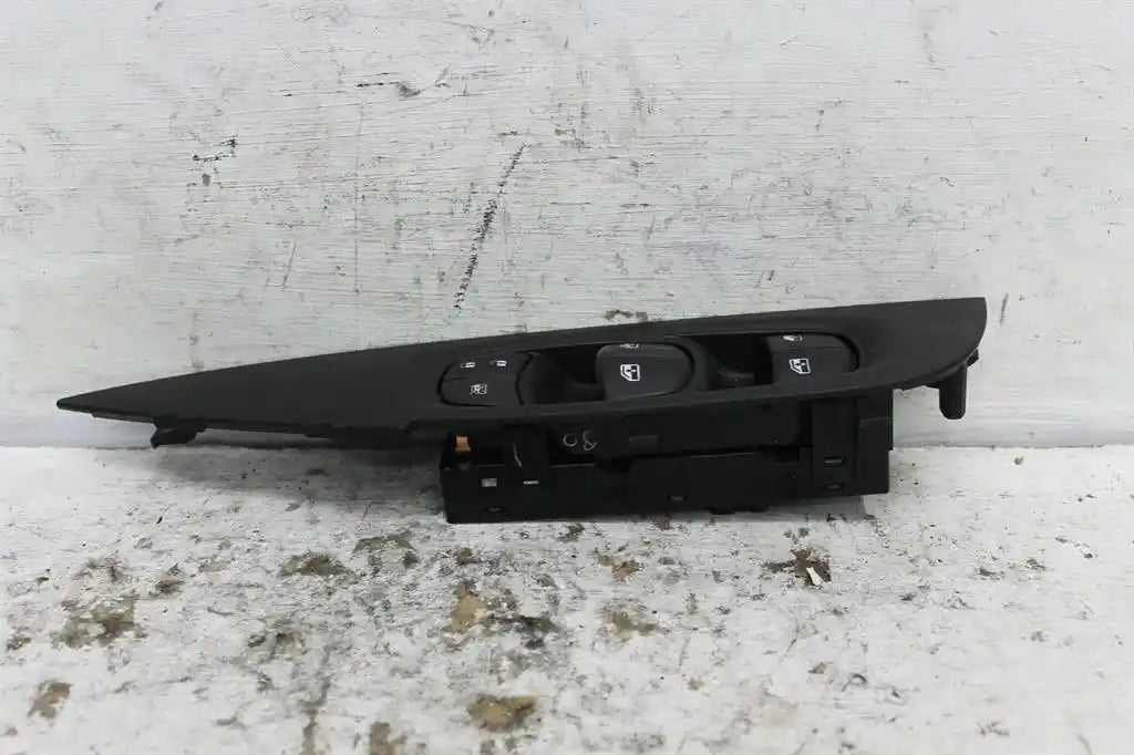 Nissan, Qashqai Power Window Switch Rh Front (Master Switch) Late Type (All Doors Non Auto Down Type) J11 07/17 07/21