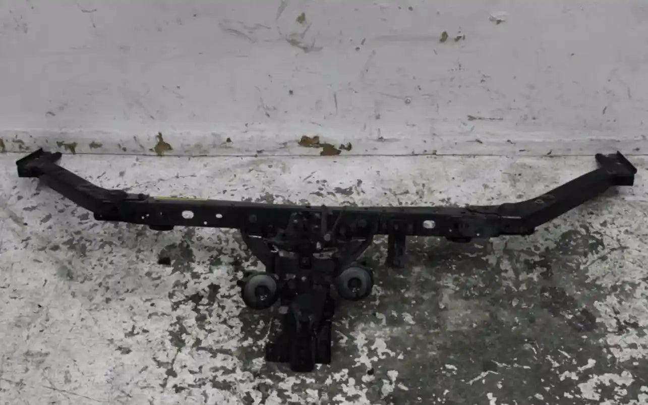 Nissan, Xtrail Radiator Support T31 Bolt Off Type 09/07 12/13