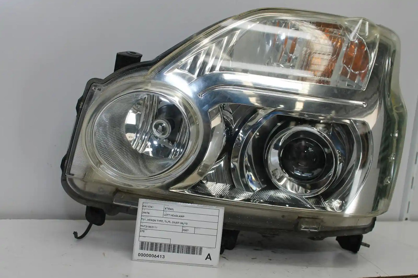 Nissan, Xtrail Right Headlamp T31 Xenon Type Tl/Ti 09/07 06/10