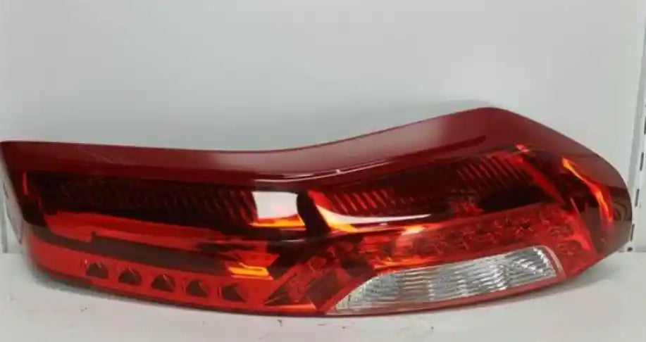 Nissan, Xtrail Left Taillight T31 In Body Led Type 07/10 12/13