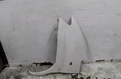 Mitsubishi, Delica, Left Guard Spacegear, 06/97-