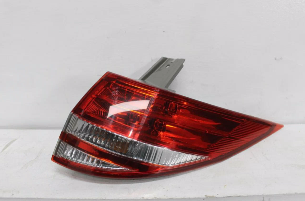 Toyota, Estima, Right Taillight Xr50, Red/Clear, Lens# 28-193, 05-19 (Import)