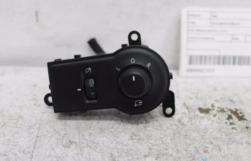 Ldv, D90 Misc Switch/Relay Sv9A, Mirror Switch, 11/17-