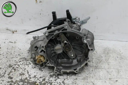 Skoda, Fabia Trans/Gearbox Manual Petrol 1.0 Turbo Qts Code Nj 05/17 08/21