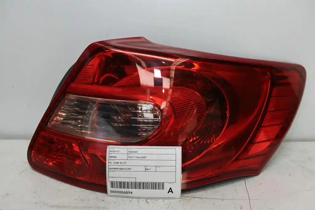 Suzuki, Kizashi Right Taillight Fr 12/09 01/17