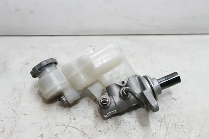 Suzuki, Kizashi Master Cylinder Fr, 12/09-01/17 1606