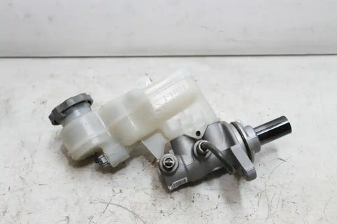 Suzuki, Kizashi Master Cylinder Fr, 12/09-01/17 1606