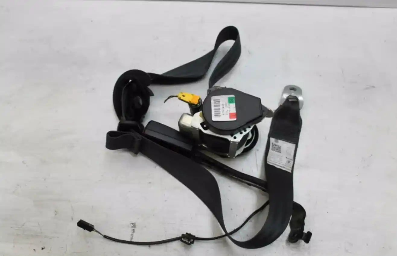 Volkswagen, Golf Seat Belt Lh Front, Assy (Belt And Stalk), Gen 6, 10/08-03/13 J21459A