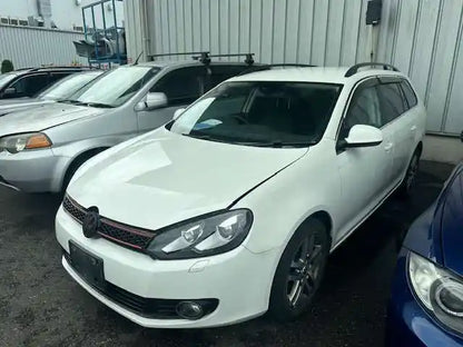 Volkswagen, Golf Left Guard Gen 6 Wagon 09/09 01/13
